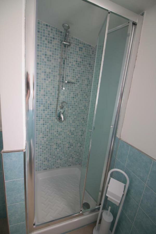 La Rosatea Rooms مونريالي المظهر الخارجي الصورة